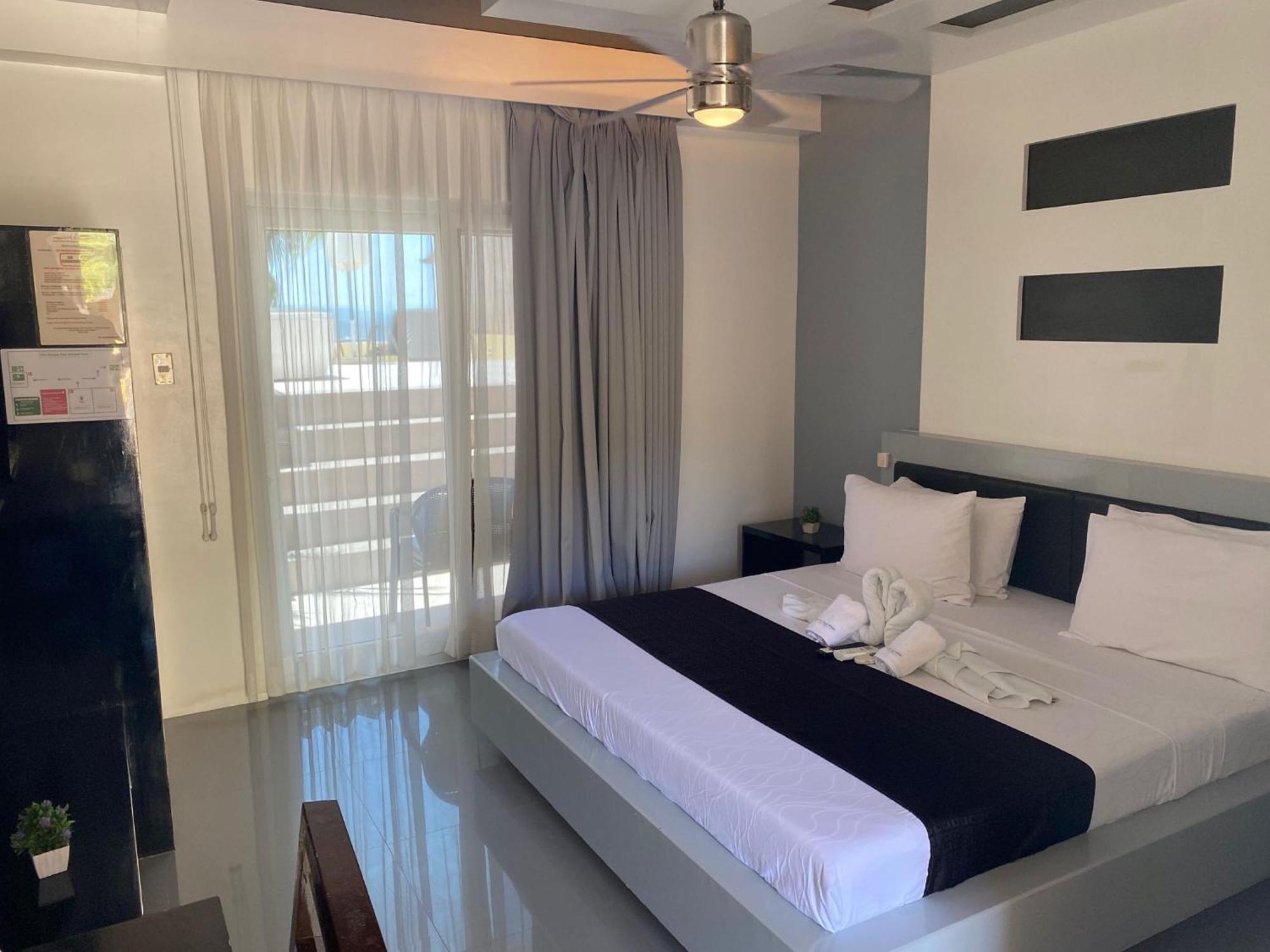 Papa Freds Beach Resort Puerto Galera Dış mekan fotoğraf