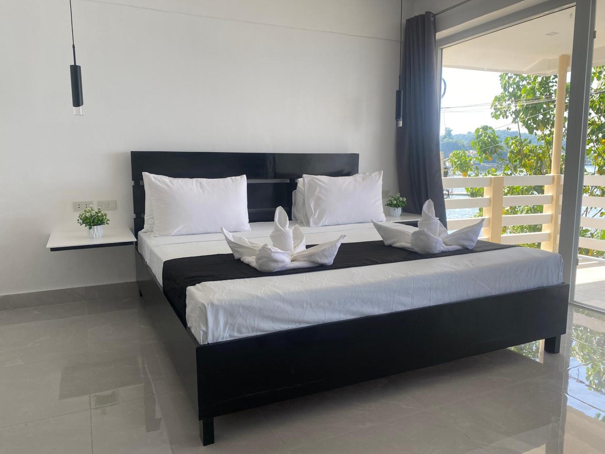 Papa Freds Beach Resort Puerto Galera Dış mekan fotoğraf